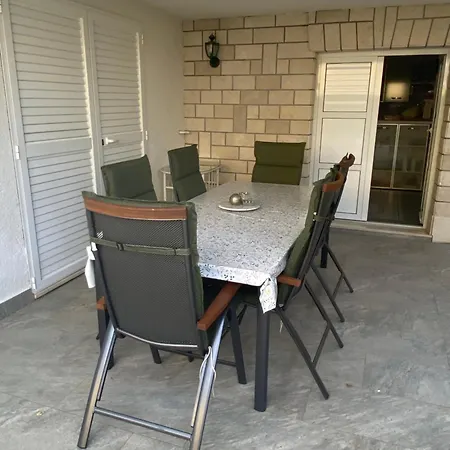 Tatil Evi Red Hill House - Stunning 3-story