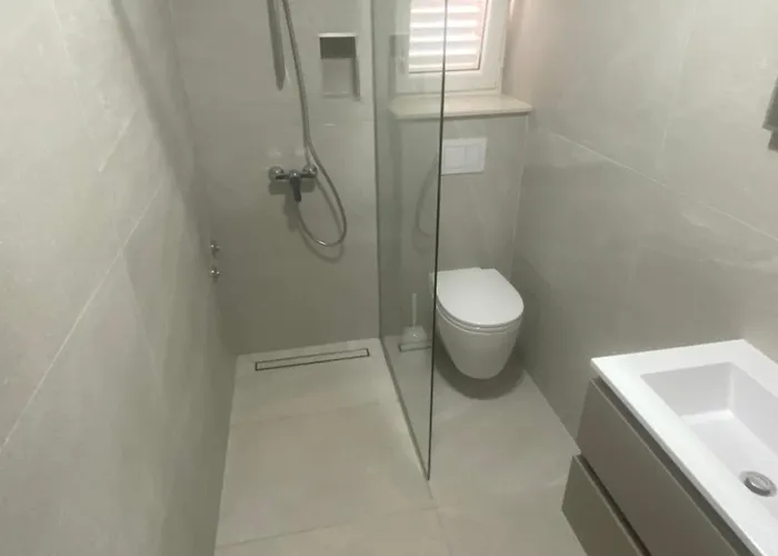 Tatil Evi Red Hill House - Stunning 3-story Zaboric