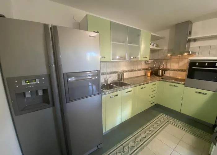 Red Hill House - Stunning 3-story