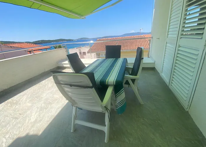 Tatil Evi Red Hill House - Stunning 3-story *