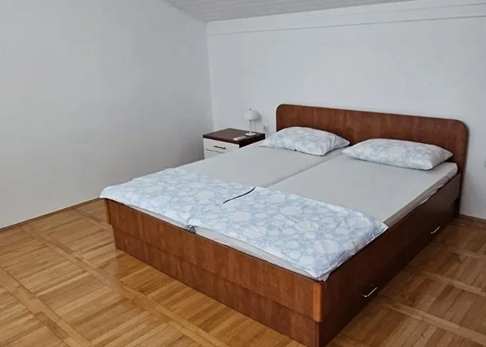 Red Hill House - Stunning 3-story * ザボリッチ